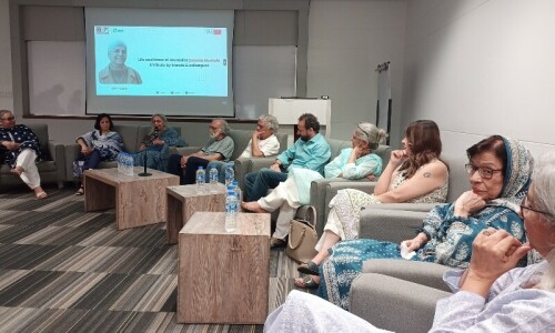 Friends, colleagues remember Zubeida Mustafa at CEJ-IBA event