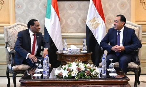 Sudan’s PM in Egypt on first foreign visit Sudan’s PM in Egypt on first foreign visit