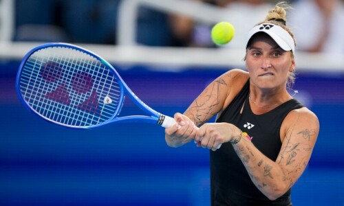 Defending champs Sinner, Sabalenka make winning starts in Cincinnati