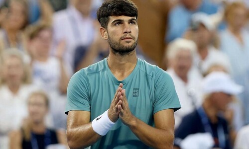 Alcaraz to face defending champ Sinner in Cincinnati final