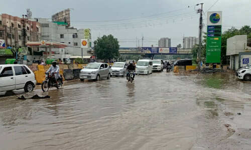 Karachi wakes to much-awaited rain, power outages in several areas across city Karachi wakes to much-awaited rain, power outages in several areas across city