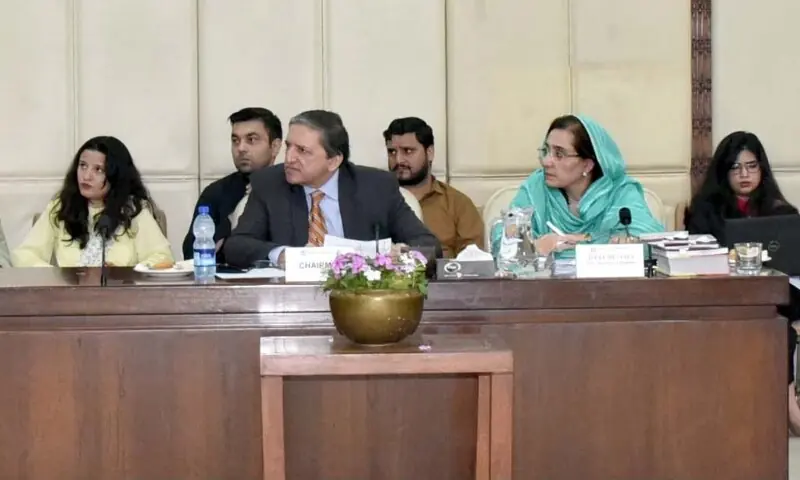 Govt told to curtail regulators&rsquo; authority to fix own salaries