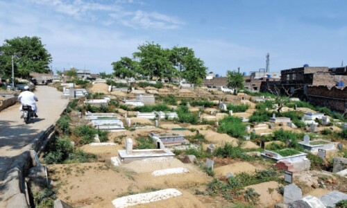 Girl&rsquo;s body exhumed after grave desecrated in Rawalpindi