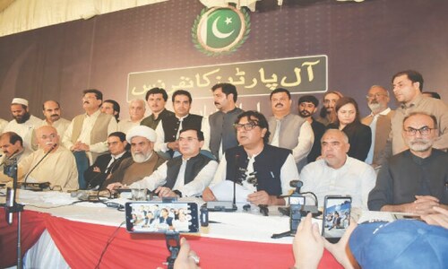 Opposition alliance demands end to &lsquo;hybrid regime&rsquo;