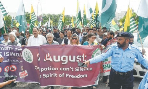 Dar fears ‘another Indian ploy’ on Jammu statehood