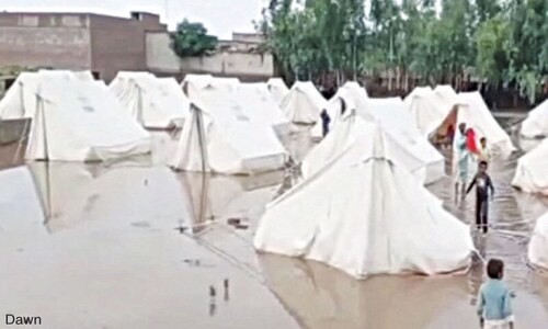 Floodwater inundates relief camps in Kot Momin
