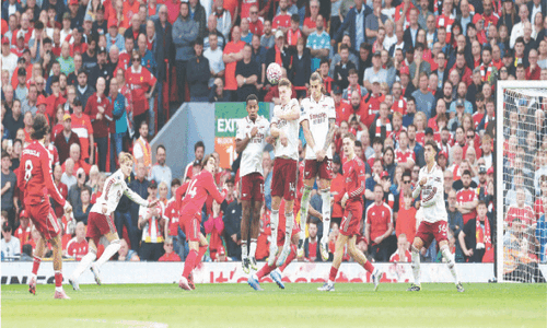 Szoboszlai gem seals Liverpool win over Arsenal, City rocked