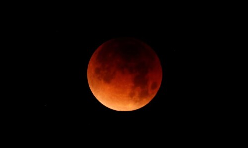 Stargazers to witness rare &lsquo;Blood Moon&rsquo; during total lunar eclipse across Asia, Europe, and Africa on Sunday