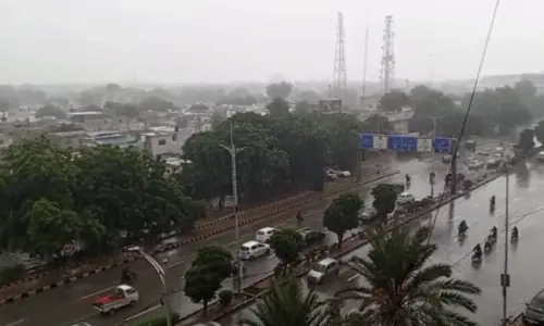 Karachi sees light rain amid forecast for heavy showers