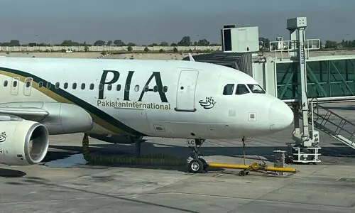 PIA halts Canada flights operations for a month