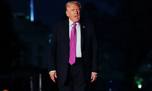 Trump vows national emergency in Washington DC over ICE dispute