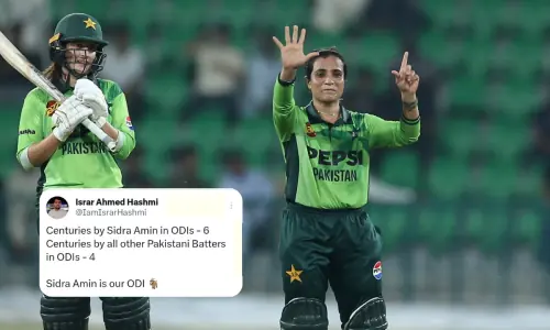 Sidra Amin is the first Pakistani woman to score consecutive ODI centuries and the internet can’t keep calm