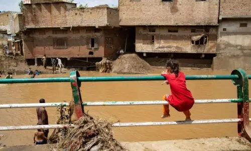 Pakistan’s floods leave lasting scars on its children