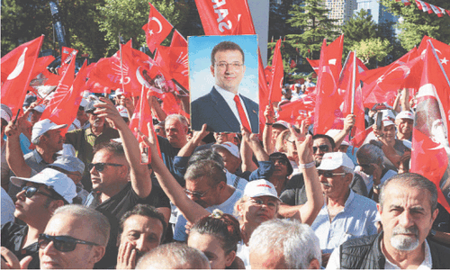 Tens of thousands join Ankara protest ahead of court showdown