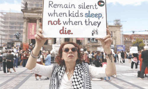 87 Palestinians killed as Israel intensifies Gaza City assault