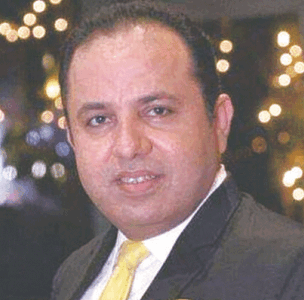 Wounded anchorperson Imtiaz Mir dies during treatment