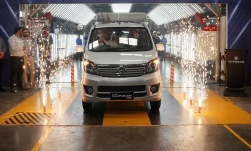 Master Changan crosses 1,000 Karvaan Power Plus sales in 50 days, launches new Karvaan Power Comfort 1.2L