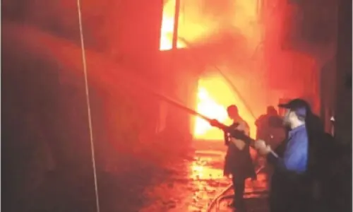 Two children among five injured in candle factory fire in Karachi