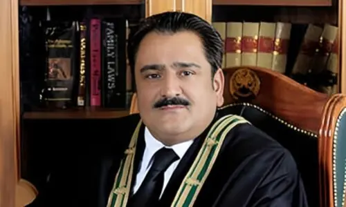 Justice Mulakhail takes oath as acting BHC CJ