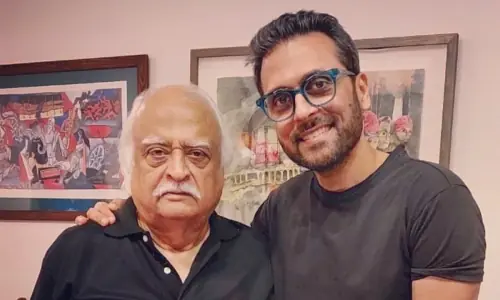 ‘He praised even my bad songs’: Bilal Maqsood lauds father Anwar Maqsood for always supporting him as a kid ‘He praised even my bad songs’: Bilal Maqsood lauds father Anwar Maqsood for always supporting him as a kid