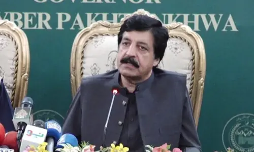 Punjab governor says KP CM Afridi should &lsquo;definitely&rsquo; be allowed to meet Imran