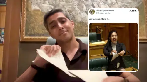Ali Tareen apologises to PSL management … then tears up the notice, and the internet can’t look away Ali Tareen apologises to PSL management … then tears up the notice, and the internet can’t look away