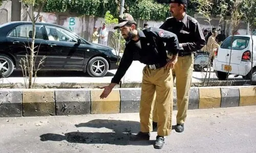 3 suspected robbers killed in shootout with Quetta police 3 suspected robbers killed in shootout with Quetta police