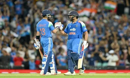 Rohit and Kohli turn back clock as India crush Australia in 3rd ODI