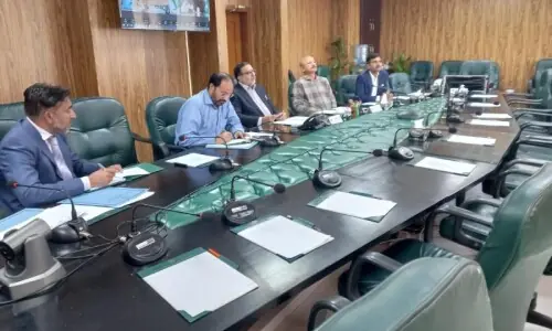 Govt steps in to resolve row over flow of wheat seeds