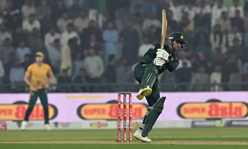 Saim smashes half century, pacers run riot as Pakistan thrash South Africa to level T20I series