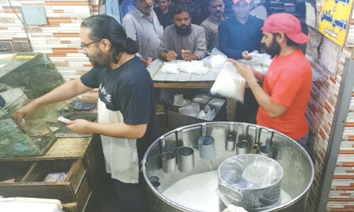 Standoff intensifies as milk sellers threaten to hike rate to Rs300 a litre Standoff intensifies as milk sellers threaten to hike rate to Rs300 a litre