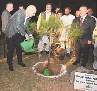 Turkish, Azeri parliament speakers arrive in Islamabad
