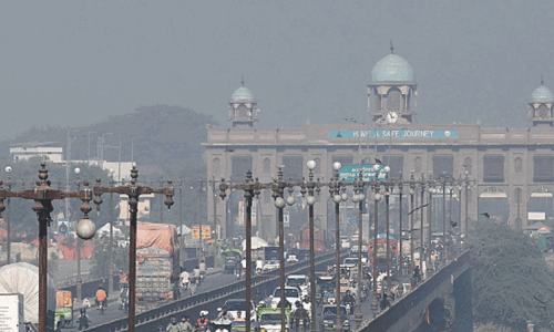 Face masks declared a must for Punjab traffic police, sanitary workers Face masks declared a must for Punjab traffic police, sanitary workers