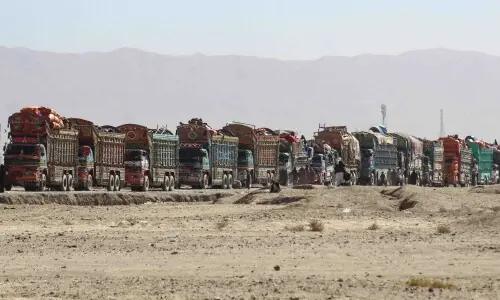 Asif says talks between Pakistan and Afghanistan &lsquo;over&rsquo;, ceasefire stands for time being