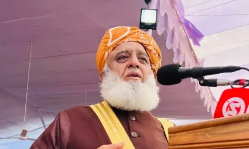 Fazl addresses clerics in Dhaka Fazl addresses clerics in Dhaka