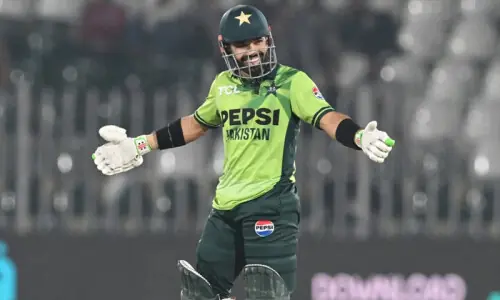 تیسرا ون ڈے : پاکستان کی سری لنکا کو 6 وکٹوں سے شکست، سیریز کلین سوئپ کر لی