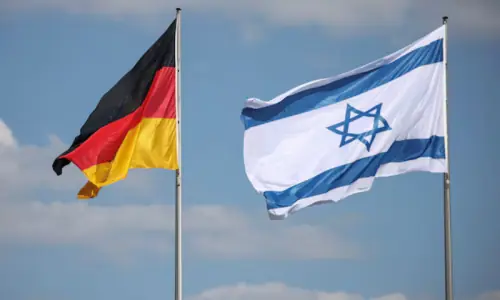 Berlin to lift suspension of Israel weapons sales, but says ceasefire must hold Berlin to lift suspension of Israel weapons sales, but says ceasefire must hold