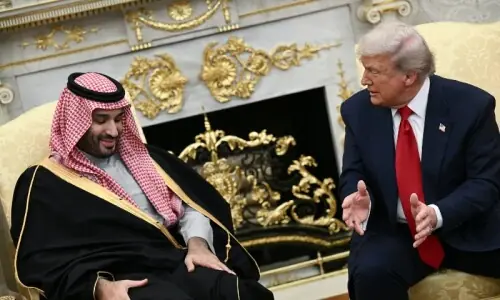Trump defends Mohammad Bin Salman as prince regrets Khashoggi&rsquo;s killing