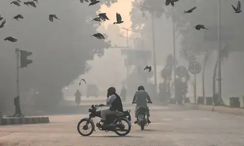 Smog envelops Punjab as Bahawalpur posts 469 AQI