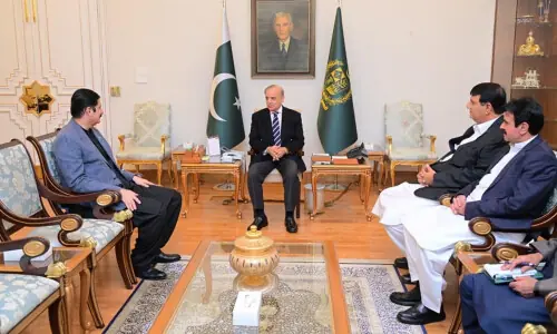 KP Governor Kundi meets PM Shehbaz amid ‘removal’ reports