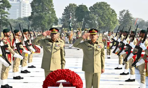 Outgoing CJCSC General Mirza pays farewell visit to COAS Munir, air chief