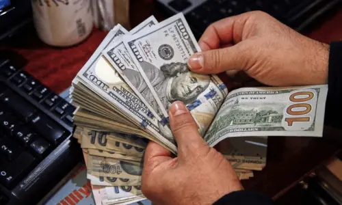 ایک سال میں زرمبادلہ کے مجموعی ذخائر میں 3.47 کروڑ ڈالر سے زائد کا اضافہ