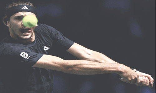 Sinner crushes Zverev to reach Paris Masters final
