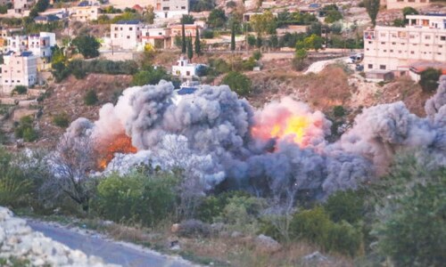 Israeli strikes hit Lebanon after evacuation warnings