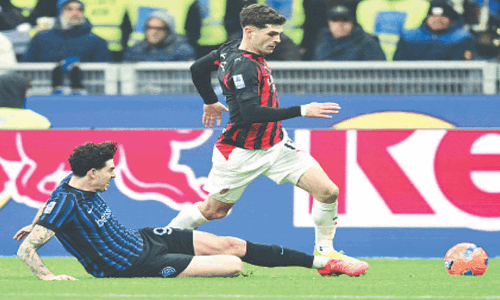 Pulisic fires Milan to derby glory as Roma move top