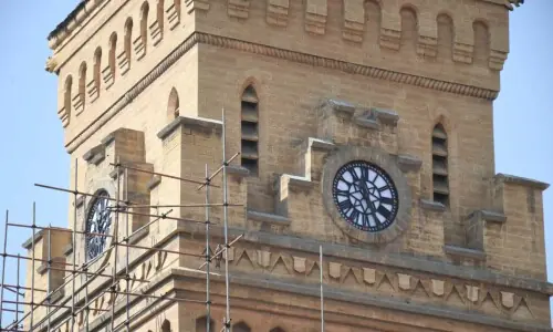 Karachi’s forgotten clock towers wait to tick again