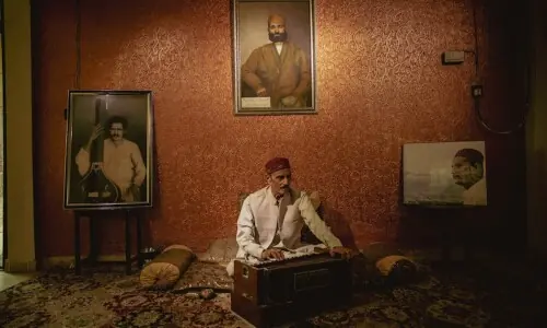 Ustaad Naseeruddin Saami dedicated decades to his art — today he plays for sold-out audiences in New York