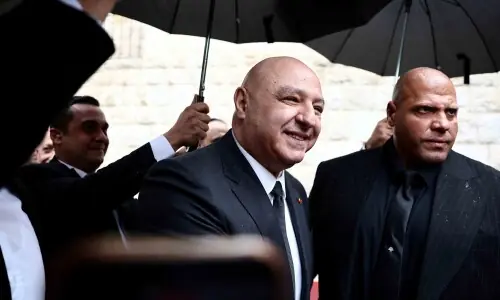 Lebanese government, Hezbollah split over talks with Israel