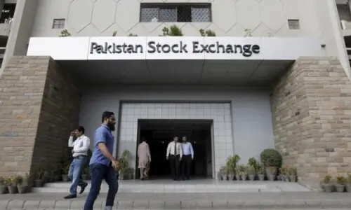 PSX hits new high on crucial inflow