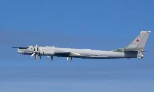 Russian bombers join Chinese air patrol near Japan as Tokyo-Beijing tie strains Russian bombers join Chinese air patrol near Japan as Tokyo-Beijing tie strains
